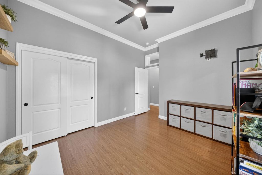 Image 69 of property listing at 2765 Bellaire Avenue, Clovis, CA 93611
