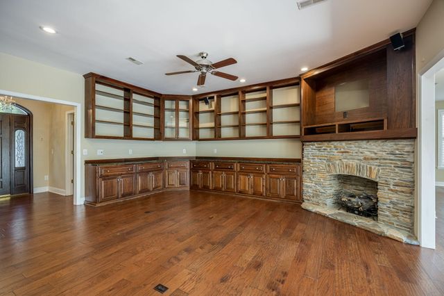 1136 Lemon Avenue, Manning, SC 29102