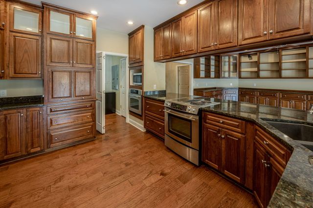 1136 Lemon Avenue, Manning, SC 29102