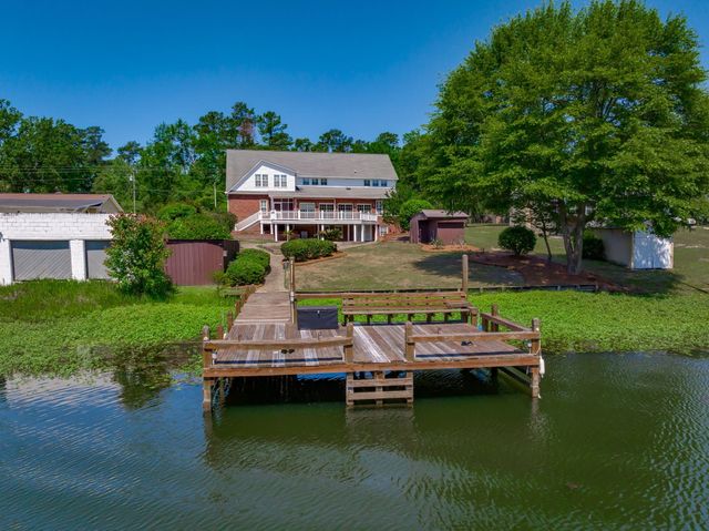 1136 Lemon Avenue, Manning, SC 29102