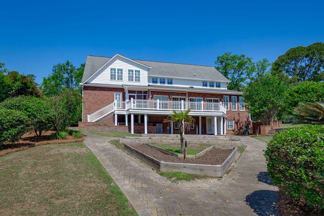 1136 Lemon Avenue, Manning, SC 29102