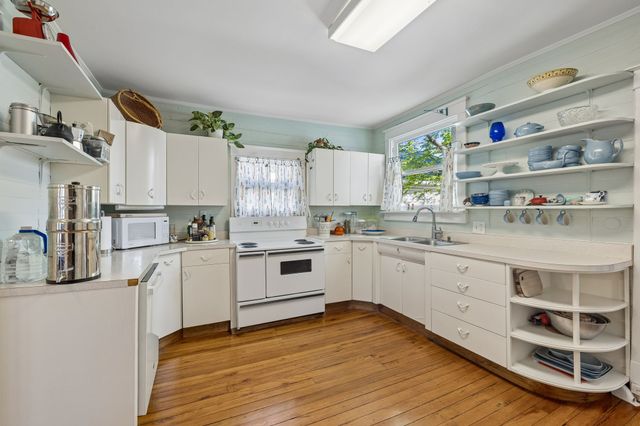 209 Murrell St, Dickson, TN 37055