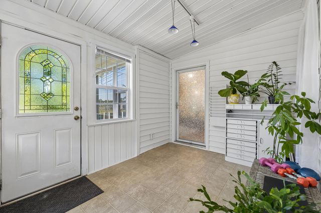 209 Murrell St, Dickson, TN 37055