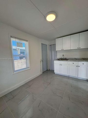 731 SW 3rd Place 1, Dania Beach, FL 33004