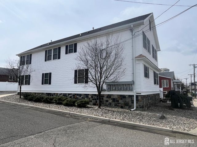 16 E Kupsch Street E A, Sayreville, NJ 08872