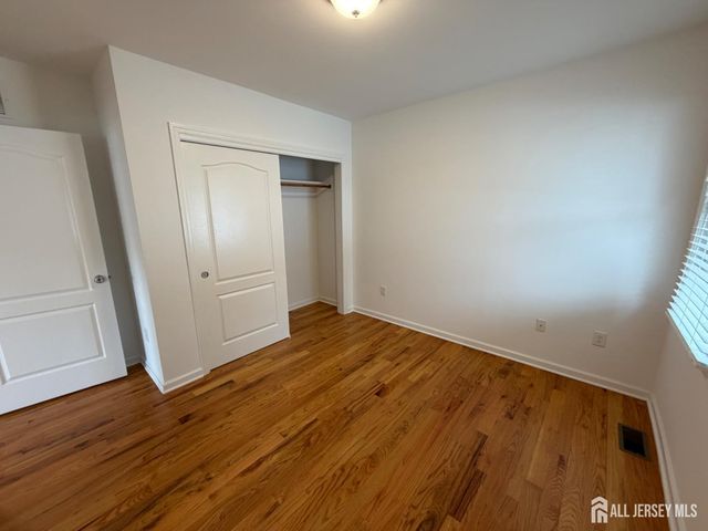 16 E Kupsch Street E A, Sayreville, NJ 08872