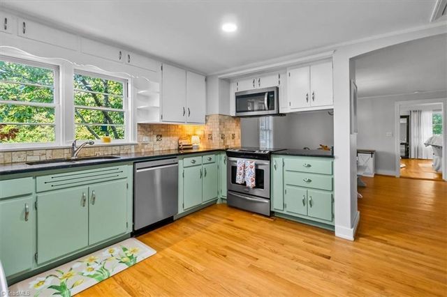 1247 Rankin Mill Road, Mcleansville, NC 27301