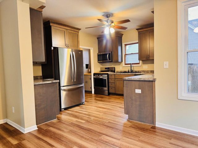 2063 Green STREET, Racine, WI 53402