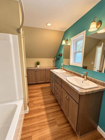 2063 Green STREET, Racine, WI 53402