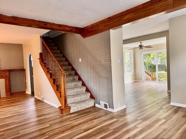2063 Green STREET, Racine, WI 53402