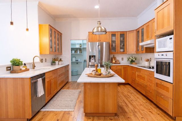 1500 Chestnut Drive, Savannah, TX 76227