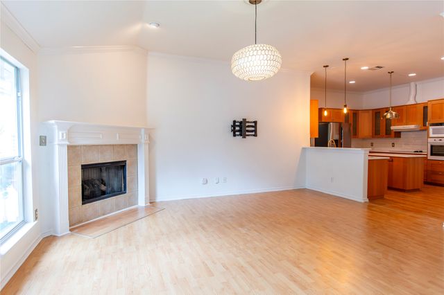 1500 Chestnut Drive, Savannah, TX 76227