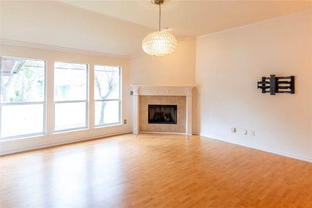 1500 Chestnut Drive, Savannah, TX 76227