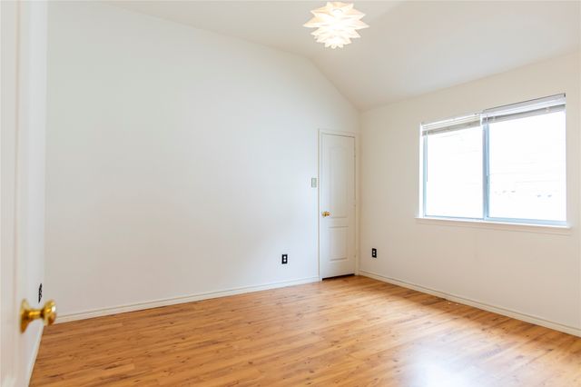 1500 Chestnut Drive, Savannah, TX 76227