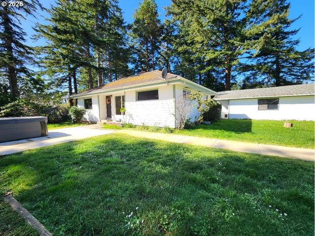 2605 PORT ORFORD LOOP Rd, Port Orford, OR 97465