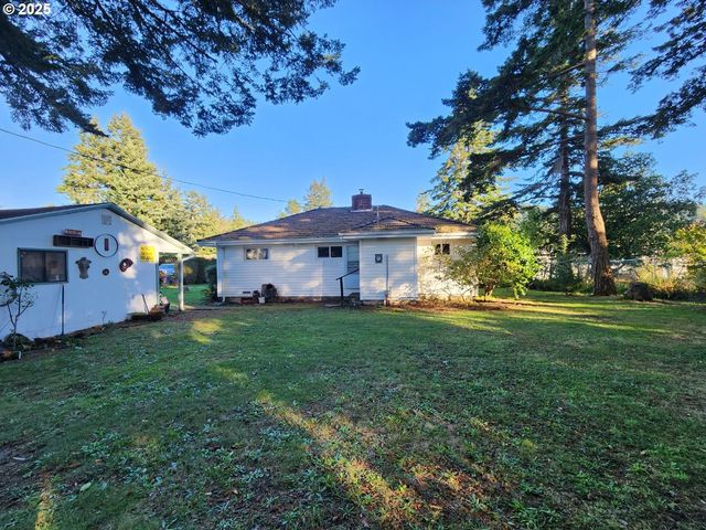 2605 PORT ORFORD LOOP Rd, Port Orford, OR 97465