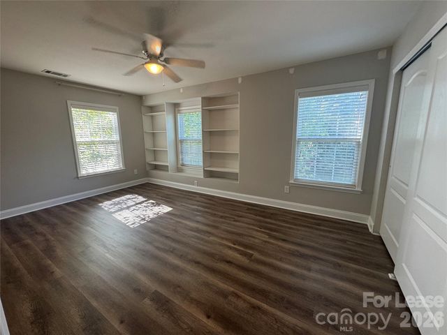 10921 Rousay Road, Charlotte, NC 28278