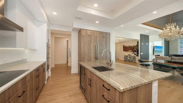 540 N TAMIAMI TRAIL 701, Sarasota, FL 34236