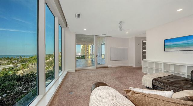 540 N TAMIAMI TRAIL 701, Sarasota, FL 34236