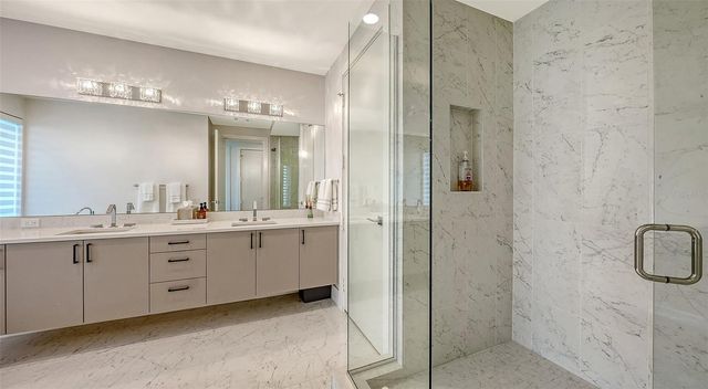 540 N TAMIAMI TRAIL 701, Sarasota, FL 34236