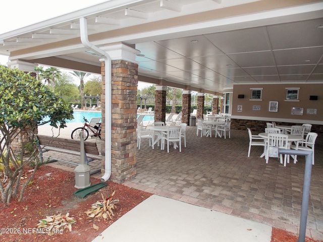 6212 CLEARSKY Drive, Jacksonville, FL 32258