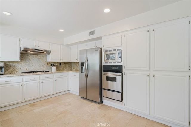 29049 Acanthus Court, Agoura Hills, CA 91301