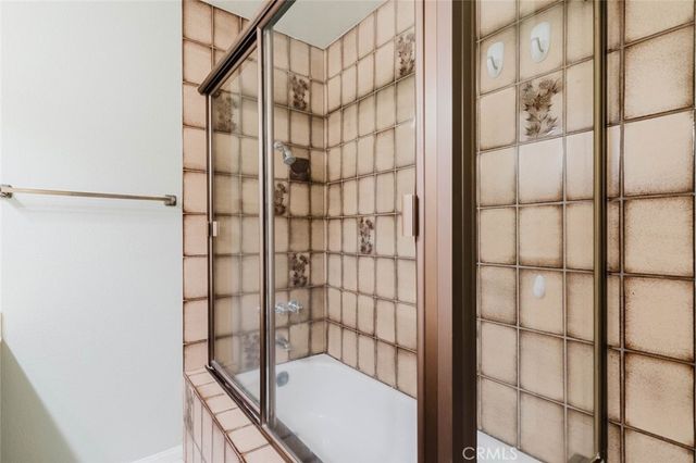 29049 Acanthus Court, Agoura Hills, CA 91301