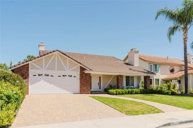 29049 Acanthus Court, Agoura Hills, CA 91301