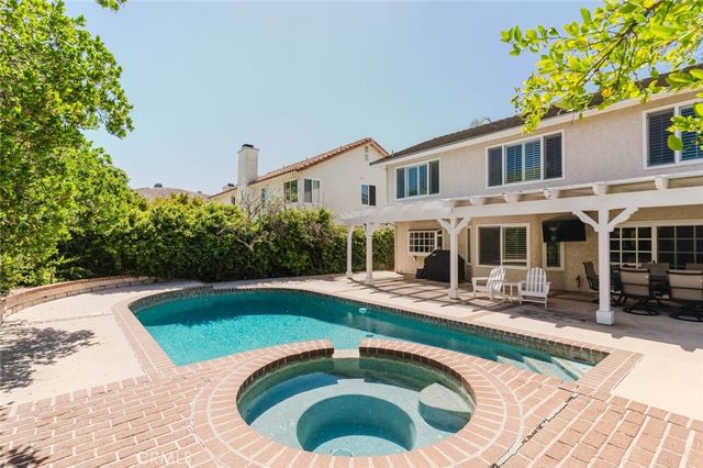 29049 Acanthus Court, Agoura Hills, CA 91301
