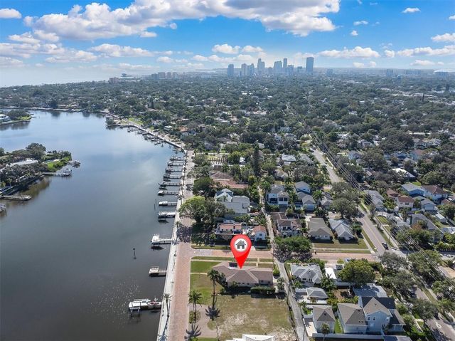 2800 COFFEE POT BOULEVARD NE, St Petersburg, FL 33704