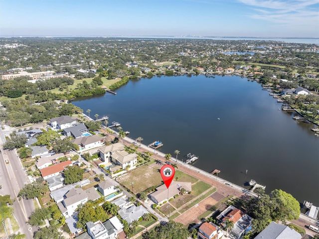 2800 COFFEE POT BOULEVARD NE, St Petersburg, FL 33704