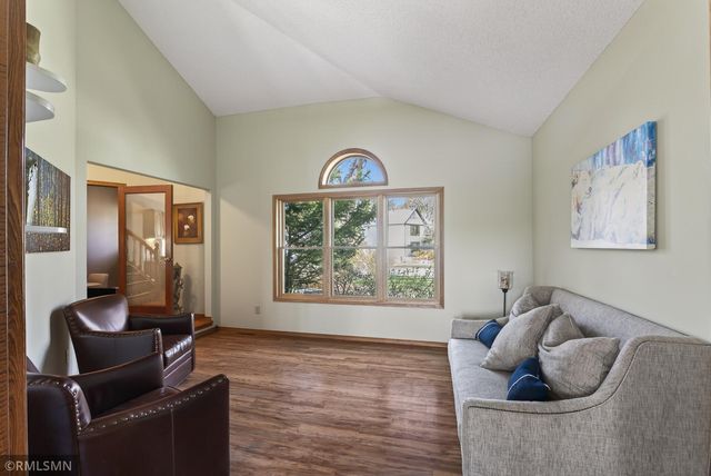 5266 Lakeview Avenue, White Bear Twp, MN 55110
