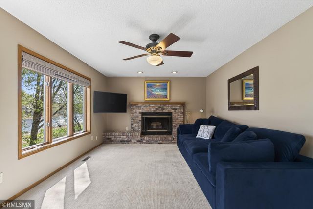 5266 Lakeview Avenue, White Bear Twp, MN 55110