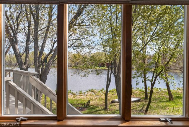 5266 Lakeview Avenue, White Bear Twp, MN 55110