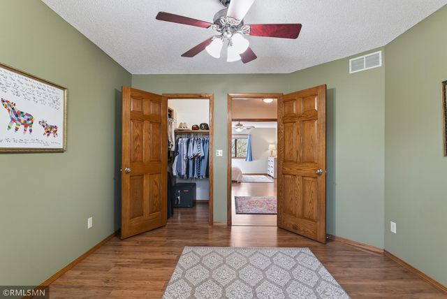 5266 Lakeview Avenue, White Bear Twp, MN 55110