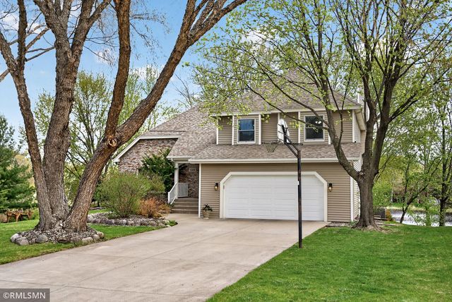5266 Lakeview Avenue, White Bear Twp, MN 55110
