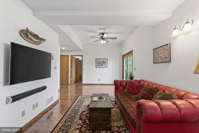 5266 Lakeview Avenue, White Bear Twp, MN 55110