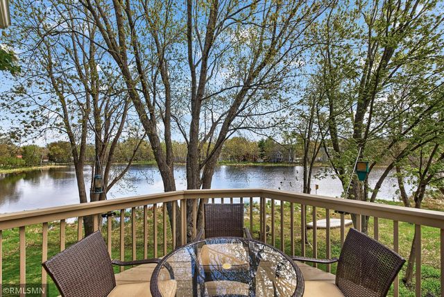 5266 Lakeview Avenue, White Bear Twp, MN 55110