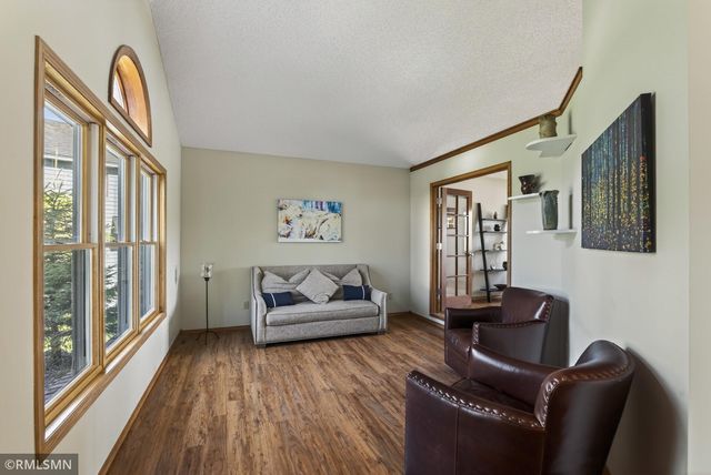 5266 Lakeview Avenue, White Bear Twp, MN 55110