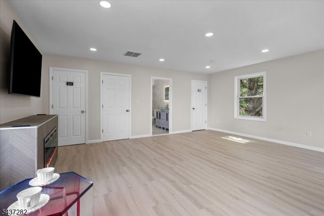 129 Owens Station Rd, Vernon Twp., NJ 07418