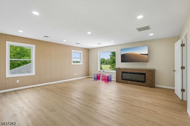 129 Owens Station Rd, Vernon Twp., NJ 07418