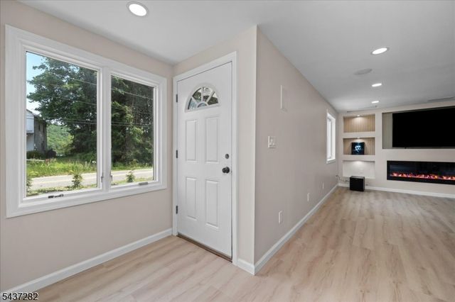 129 Owens Station Rd, Vernon Twp., NJ 07418