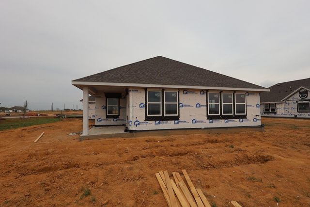 221 Dunovant Drive, Sealy, TX 77474