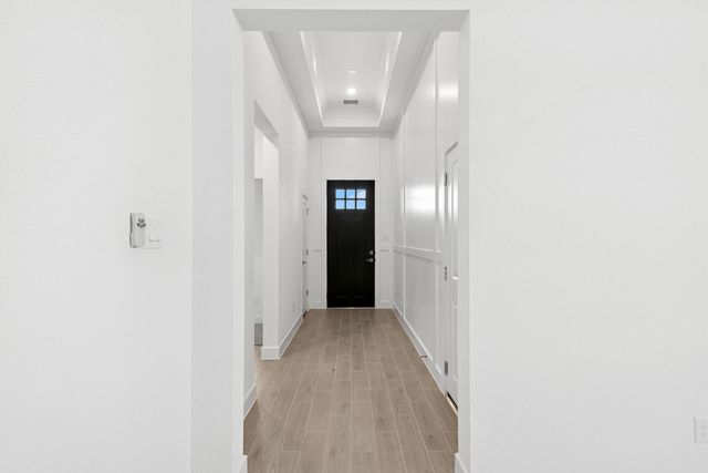 221 Dunovant Drive, Sealy, TX 77474