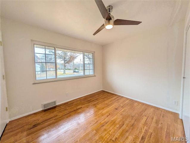 1305 Burning Tree Drive, Florissant, MO 63033