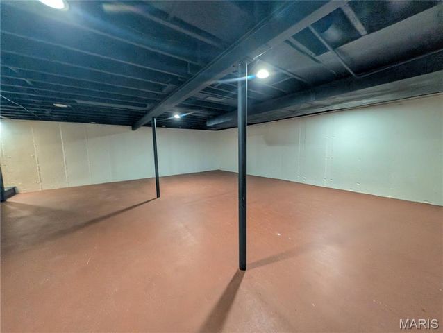 1305 Burning Tree Drive, Florissant, MO 63033