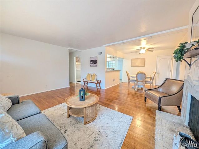 1305 Burning Tree Drive, Florissant, MO 63033