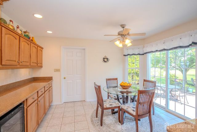 26 Kinglet Drive S, Plainsboro, NJ 08512