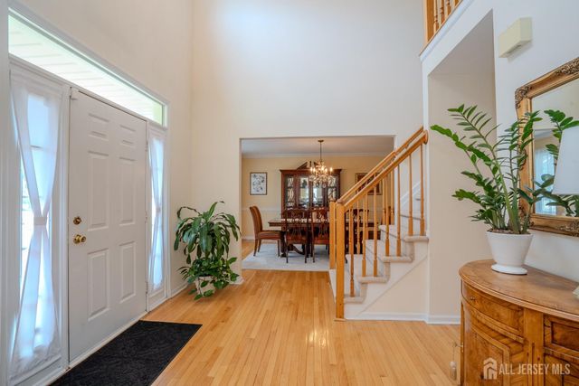 26 Kinglet Drive S, Plainsboro, NJ 08512