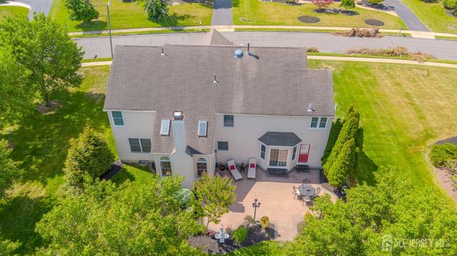 26 Kinglet Drive S, Plainsboro, NJ 08512